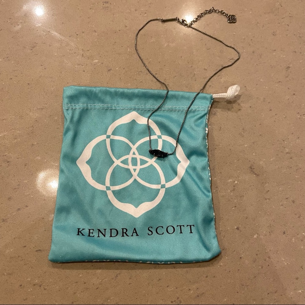 Kendra Scott Necklace